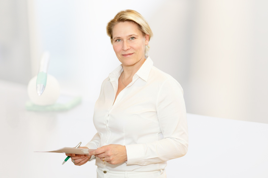 Dr. med. Angelika Jap Dr. med. Angelika Jap